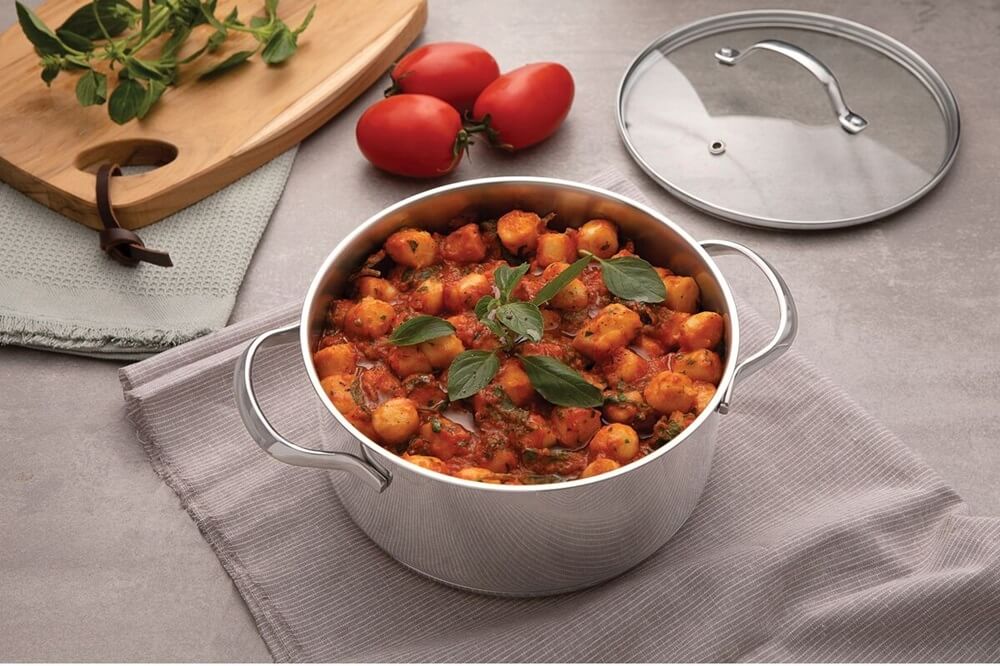 nerezovy-hlboky-hrniec-s-pokrievkou-24-cm-una-tramontina-plus-gnocchi