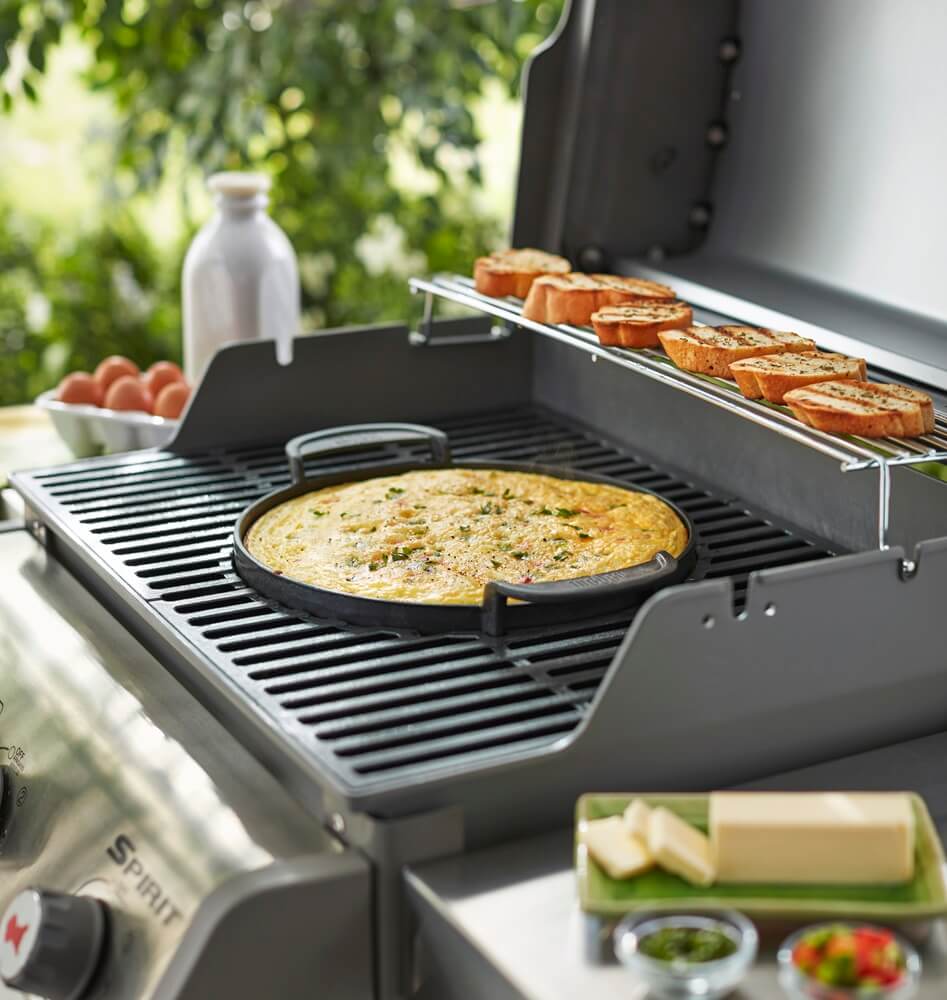 liatinova-panvica-gourmet-bbq-system-weber-v-grile-na-plyn