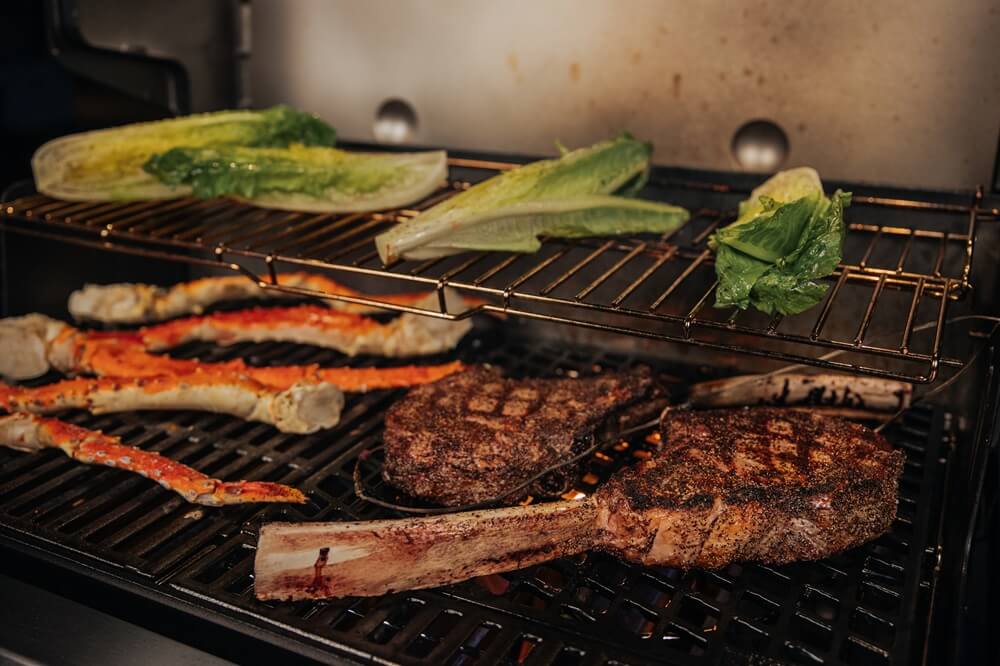 sear-grate-obojstranny-rost-pre-grily-weber-crafted-v-grile