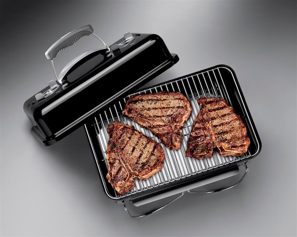 steaky-v-grile-weber-go-anywhere