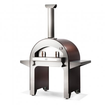4 pizze with base pizza oven