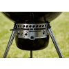 master touch gbs e 5750 gril na drevene uhlie 57 cm weber detail