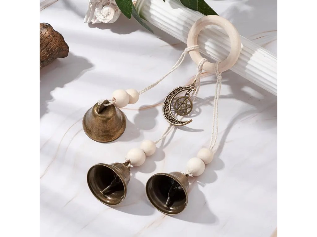 Vintage zvonky s ozdobnou dekorací