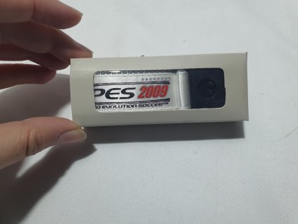 PRO EVOLUTION SOCCER 2009 USB snurka