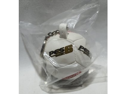 PRO EVOLUTION SOCCER 6 PRÍVESOK NA KĽÚČE / ANTISTRESOVÁ LOPTIČKA