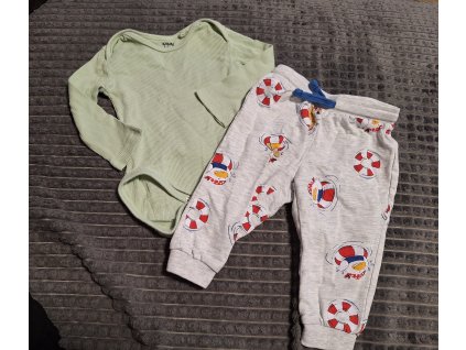 Body+tepláky veľ. 80