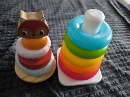 2x hračka zábavná a funkčná