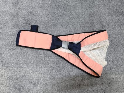 Nosenie dieťaťa na bok