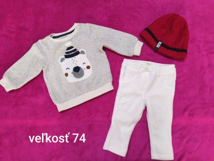 Mikina, tepláky, čapica