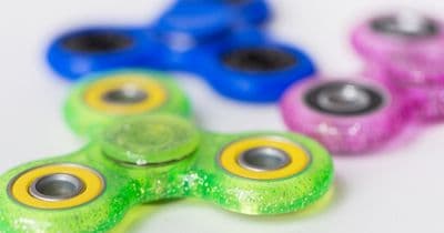 Spinner - hračka, která stále zůstává hitem, a navíc odbourává stres