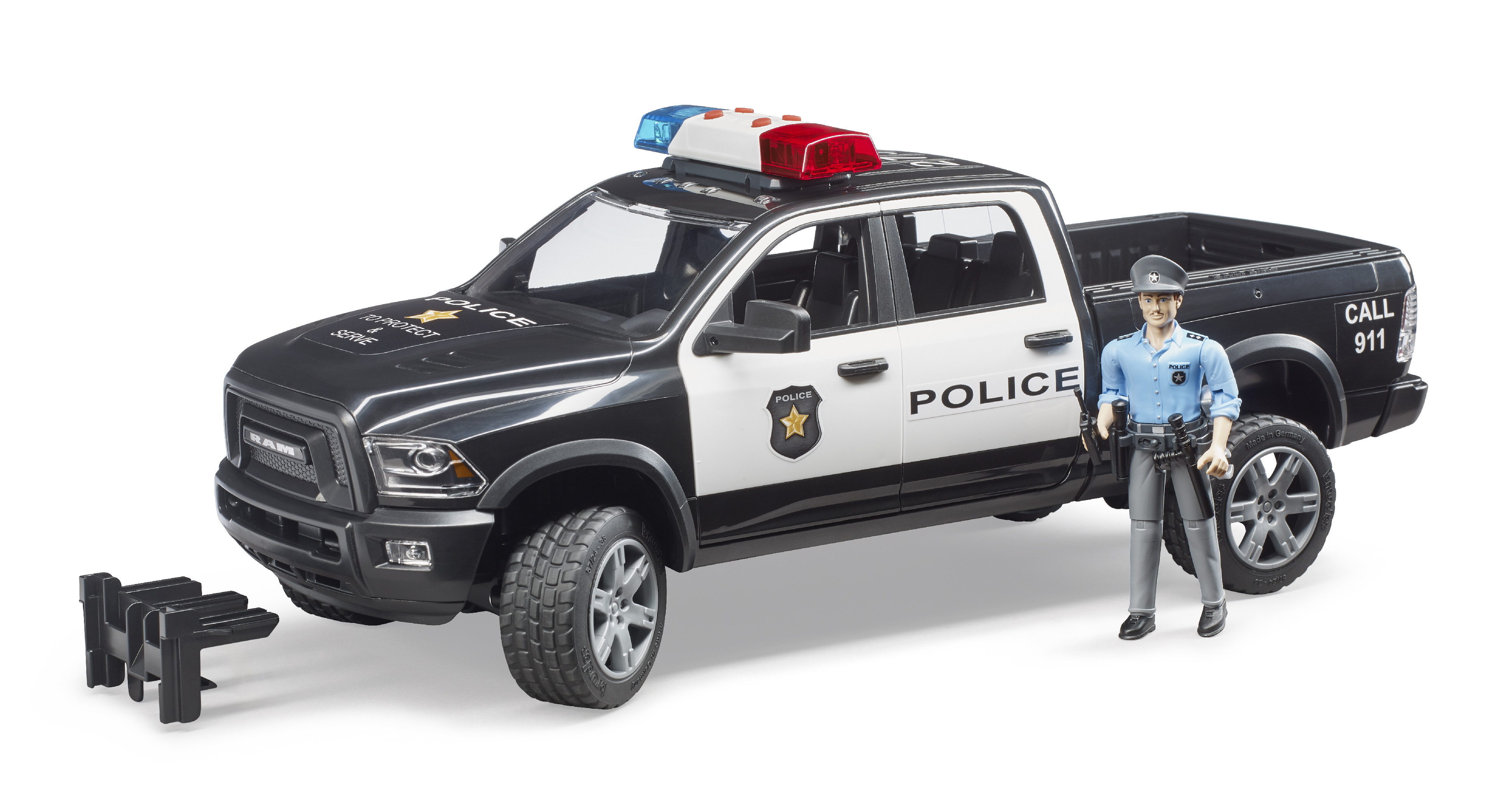 BRUDER 2505 Policejní auto RAM s policistou