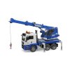 BRUDER 3770 Modrý autojeřáb MAN TGS se světelným modulem