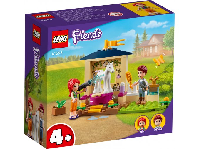 LEGO® Friends 41696 Čištění poníka ve stáji