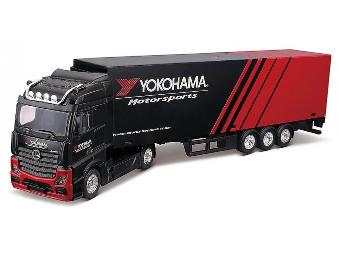 Bburago 1:43 MB Actros Gigaspace / Trailer - Yokohama