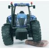 BRUDER 3020 Traktor New Holland T8040