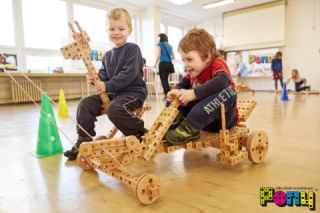 Dřevěná stavebnice Pony