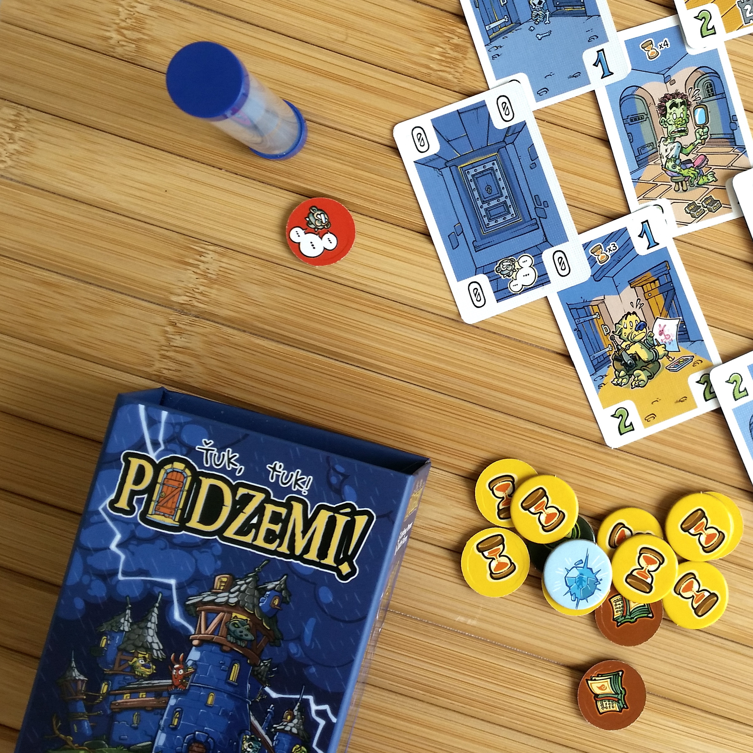 RECENZE: Ťuk, ťuk! Podzemí! – karetní závod s časem