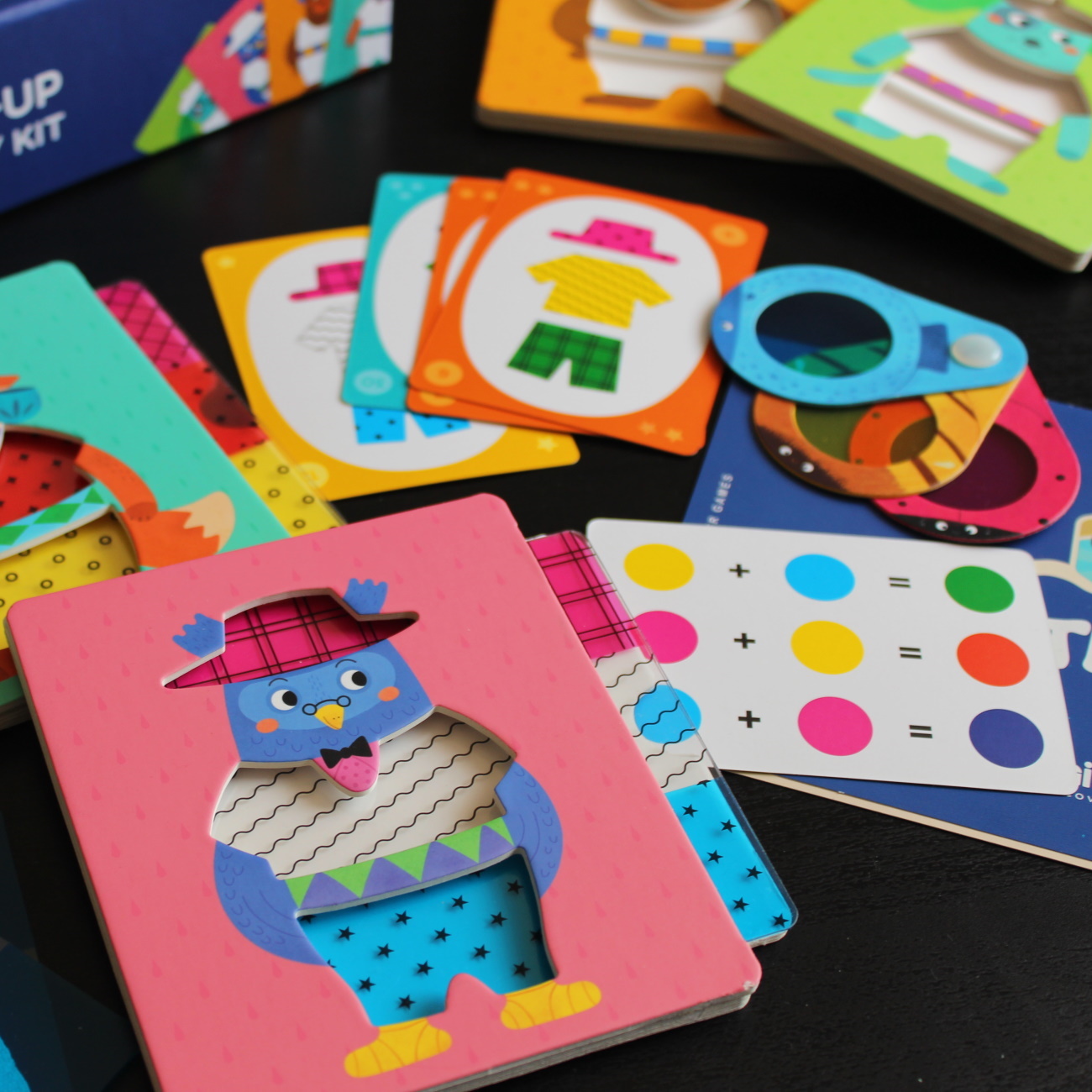 PRAVIDLA: Oblékání zvířátek - učíme se barvy