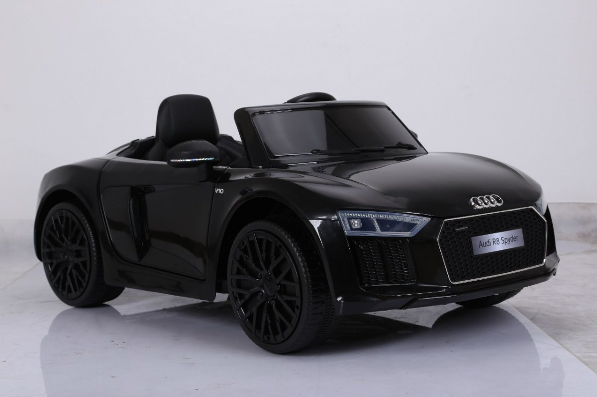 Audi R8 Spyder na baterie Lak černá + Dálkové ovládání + EVA + Pomalý start + Rádio MP3 + LED dioda