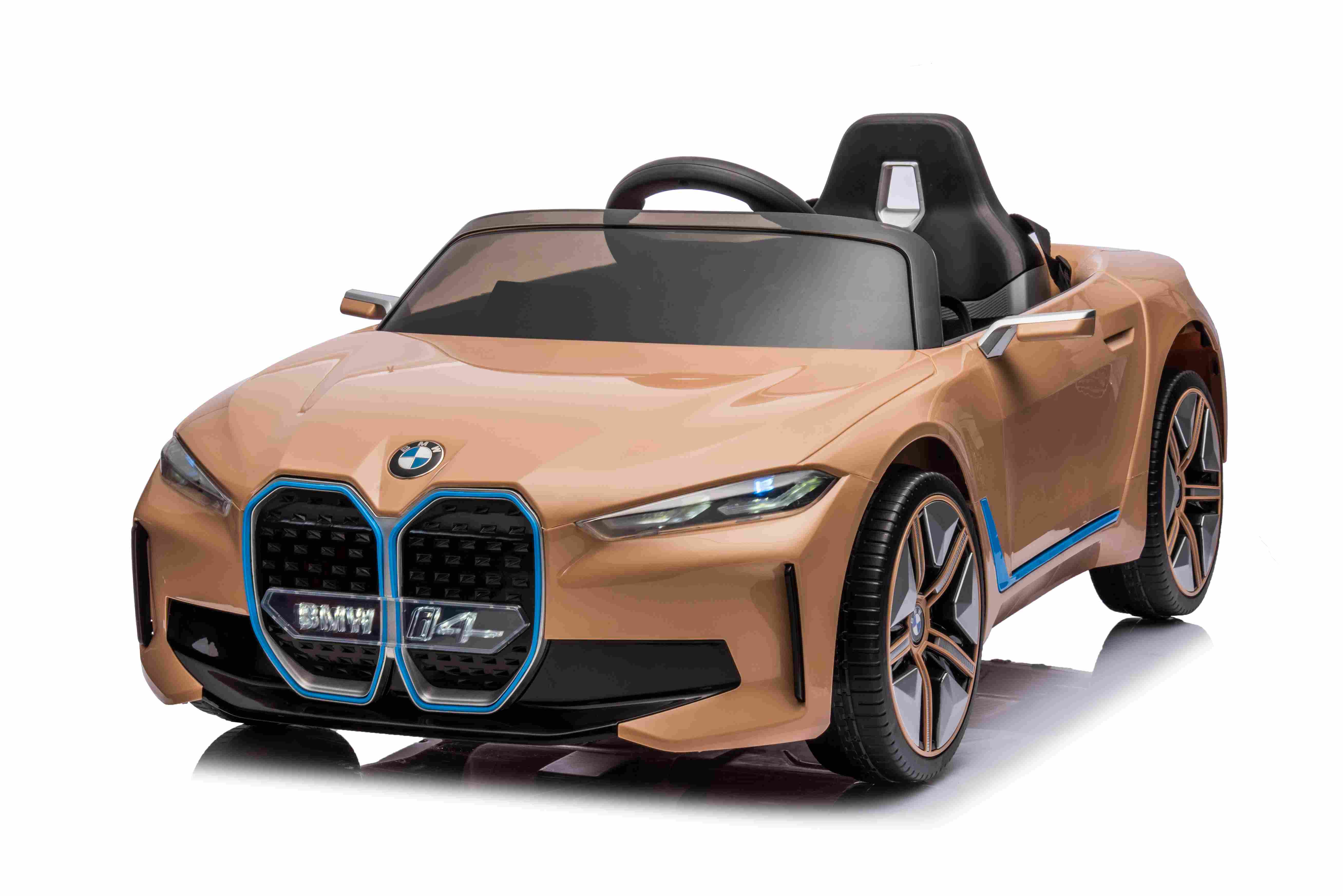 Elektrické autíčko BMW i4 zlaté