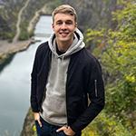                                     Petr Thamm
                            
