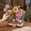 Wooden Blooming Book - dřevěná stavebnice kytiček v knize