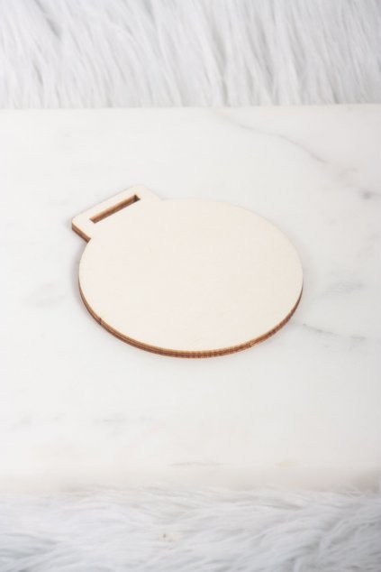 Dřevěný výřez na dotvoření medaile