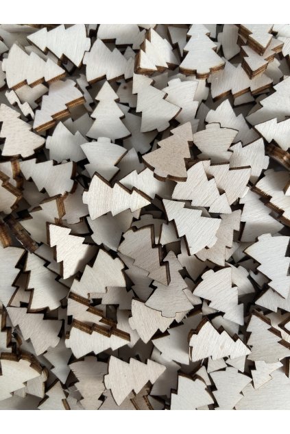 Dřevěné konfety na tvoření - STROMEČKY