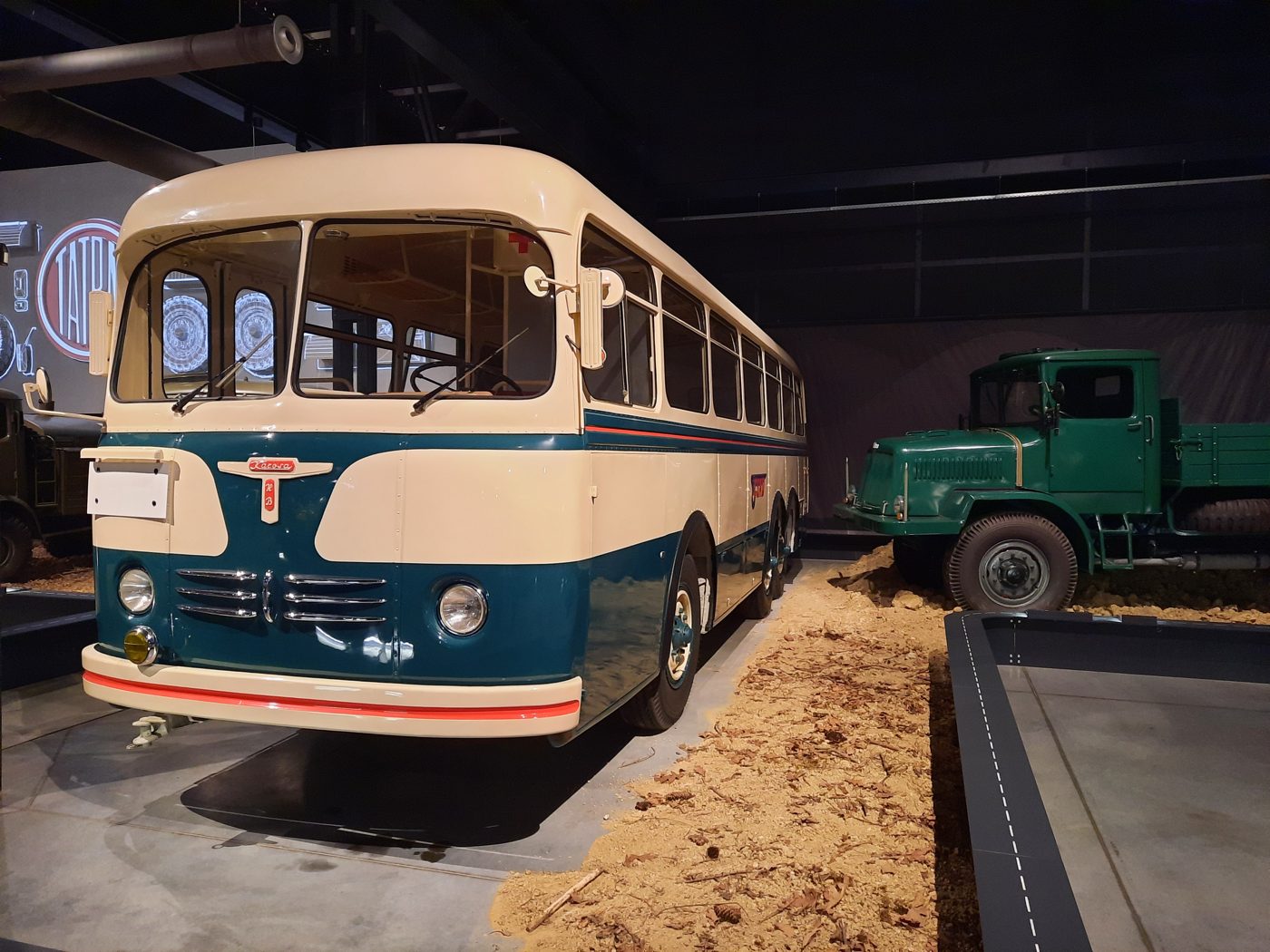Historický autobus Tatra v muzeu
