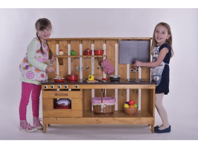 Dětská dřevěná kuchyňka Anička