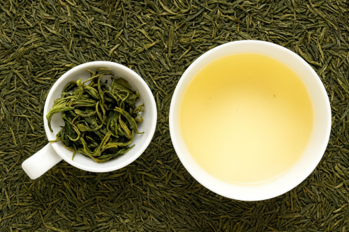 VŮNĚ ČTYŘ ŠÁLKŮ