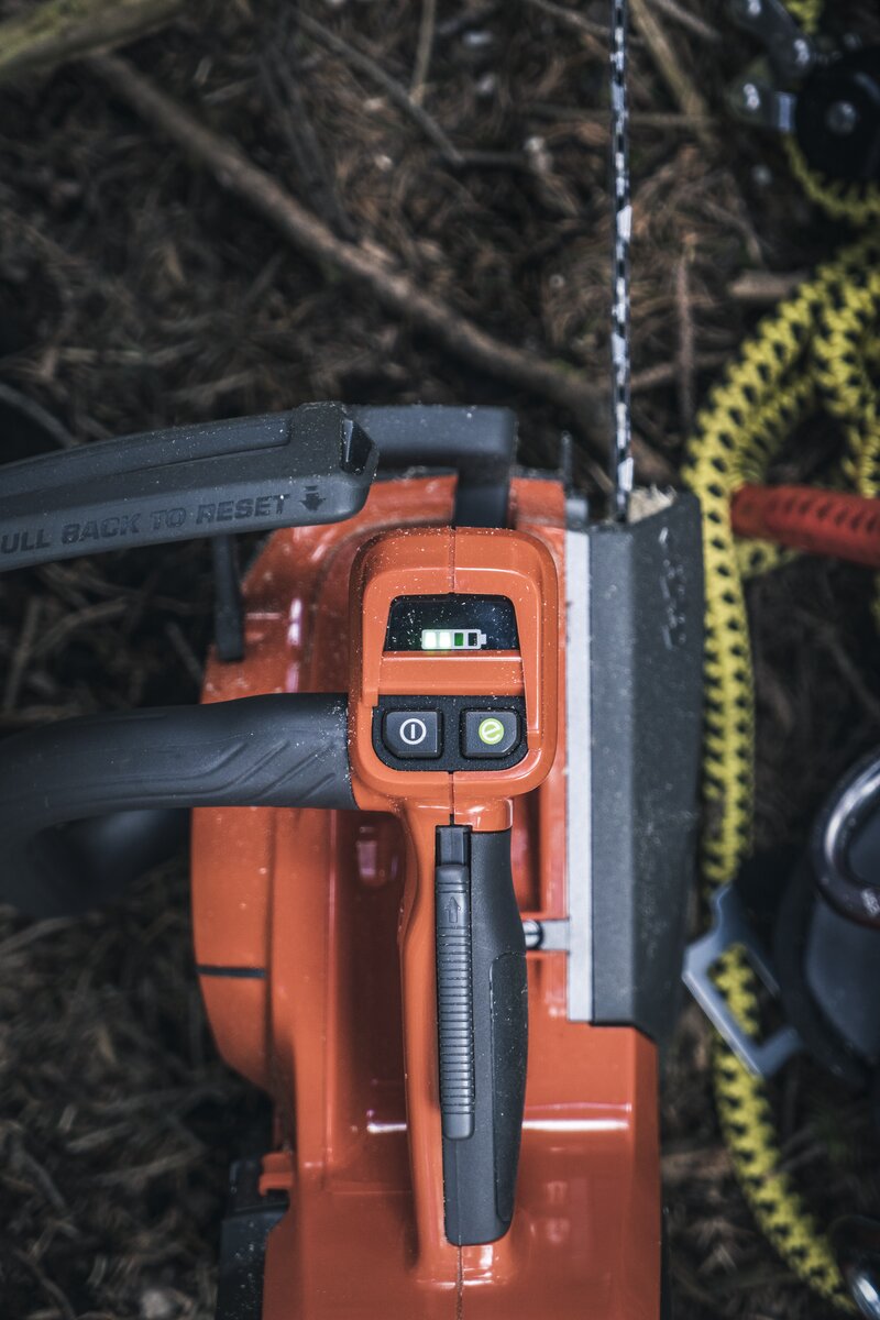 Arboristická akumulátorová reťazová píla Husqvarna T540i XP®