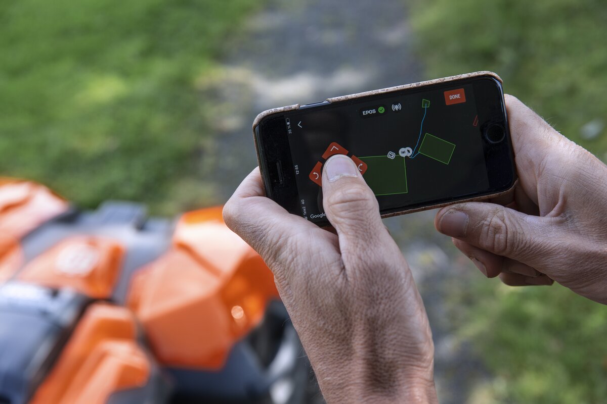 kosačky Husqvarna Automower® CEORA&nbsp;s funkciou appDrive 