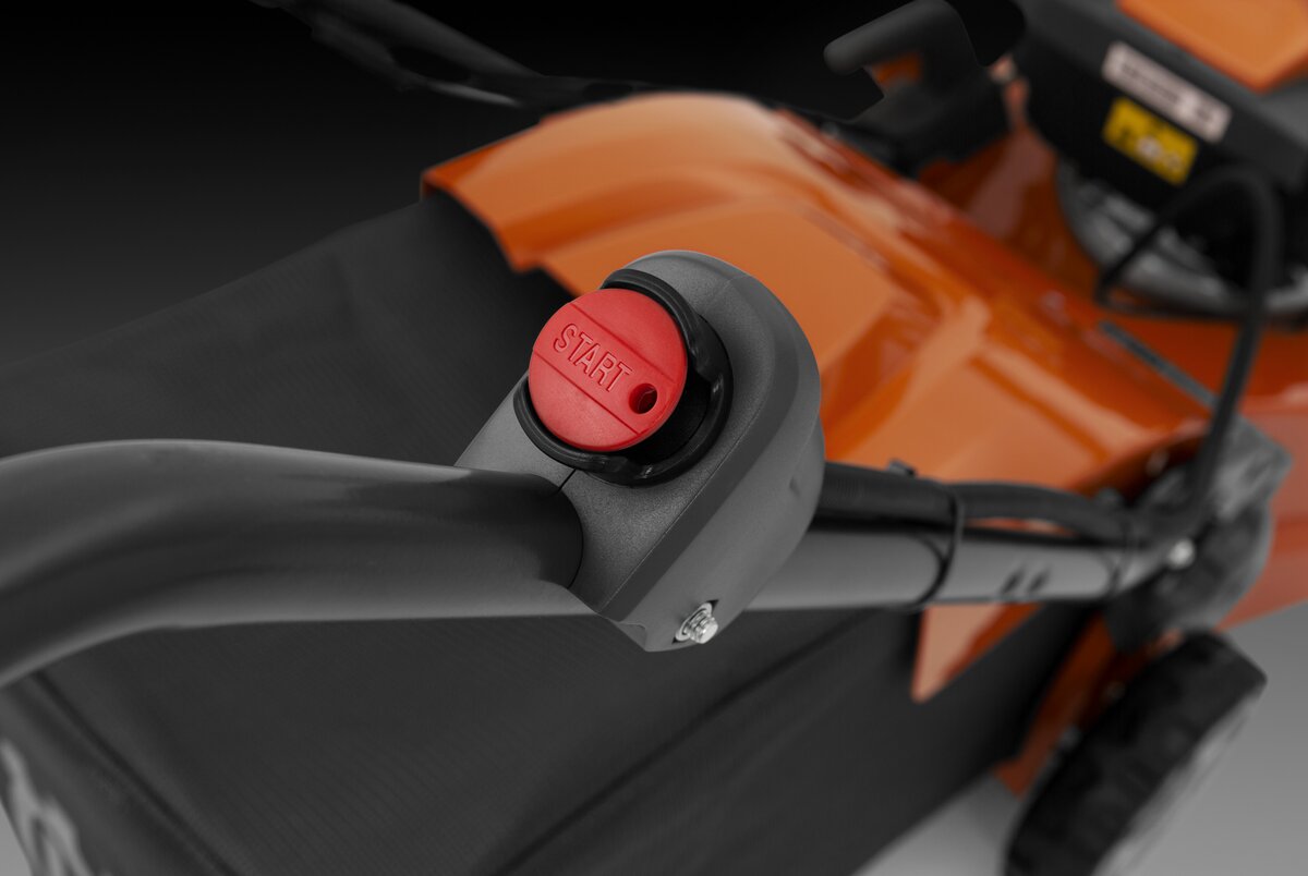 Benzínová kosačka Husqvarna LC 353VE má elektrické štartovanie