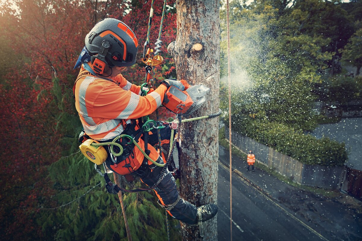 Akumulátorová arboristická reťazová píla Husqvarna T540i XP® 