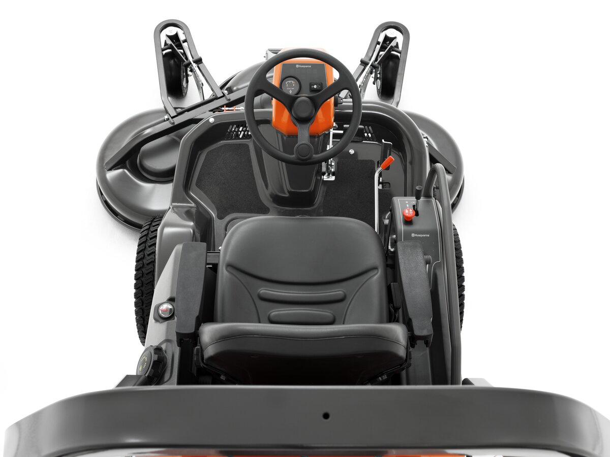 Naftový rider Husqvarna P 525DX s kabínou 