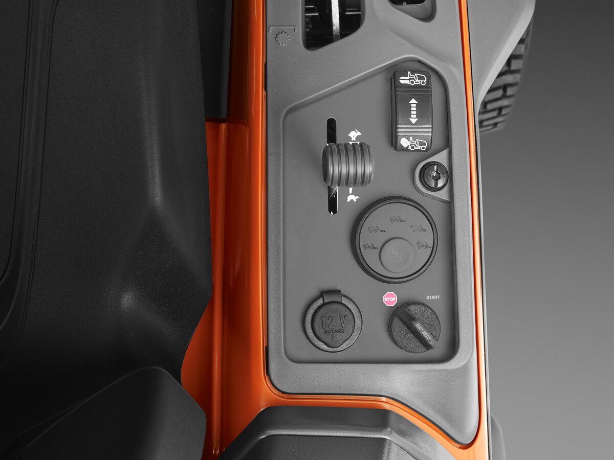 Záhradný rider benzínový Husqvarna RC 320Ts AWD