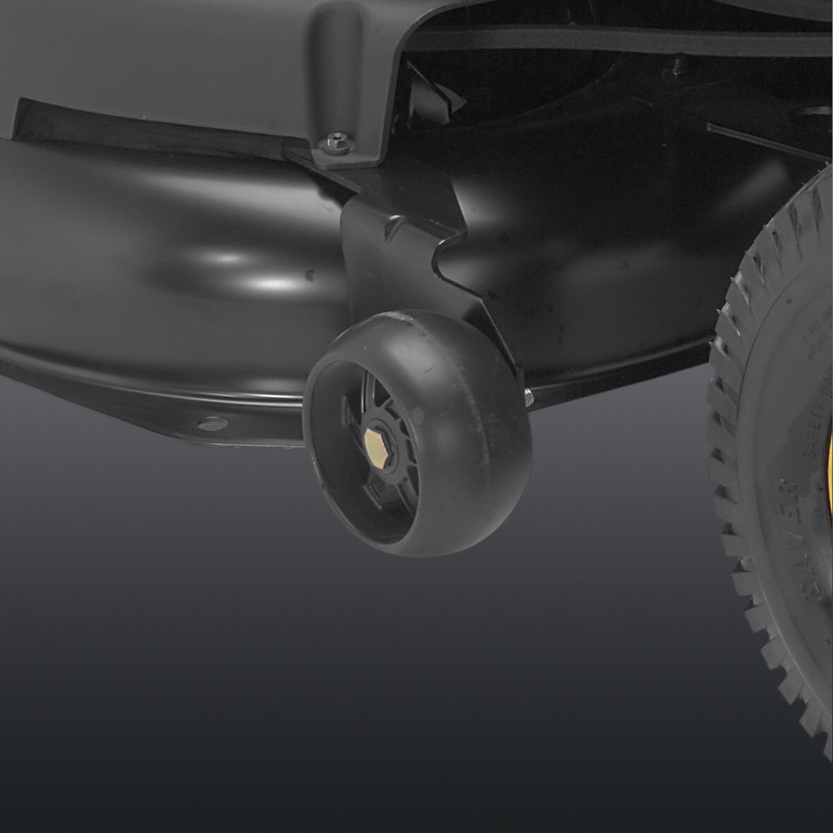 Záhradný traktor McCULLOCH M125-97TC s antiskalpovacími kolieskami