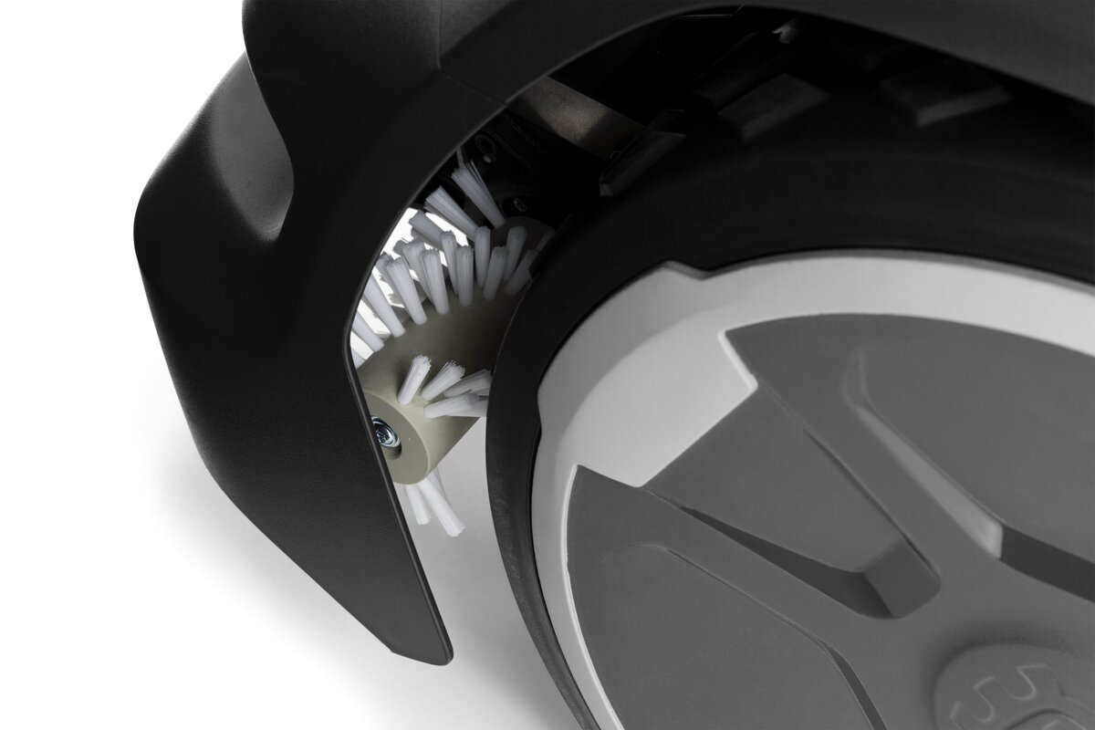 Automower Ceora - aktívne kefy na kolesách