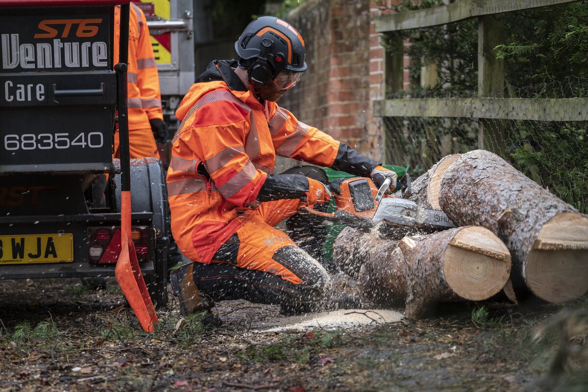 Akumulátorová reťazová píla Husqvarna 540i XP® G