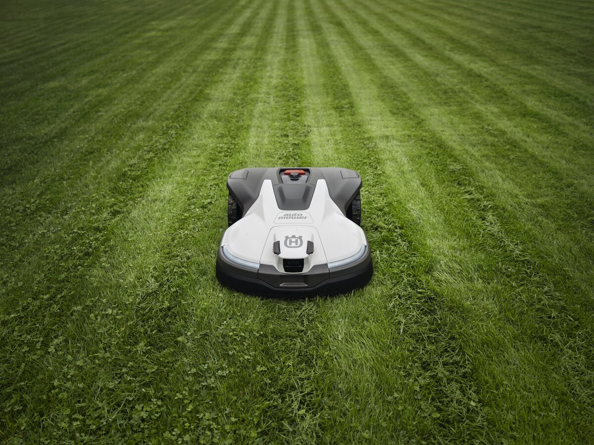 Robotická kosačka Husqvarna Automower® 430V NERA
