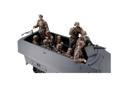1 16 figuren sdkfz251 besatzung set eichenlaub her (12)