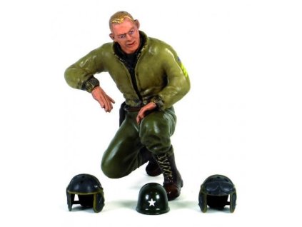 134215 1 figurka sergeant b green 1 16 hotova