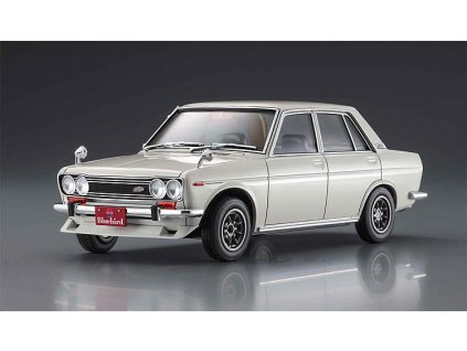 160432 1 datsun bluebird 1600 sss w chin spoiler 1 24 hasegawa