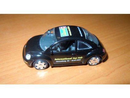168595 1 zberatelsky model auta 1 64 revell vw new beetle