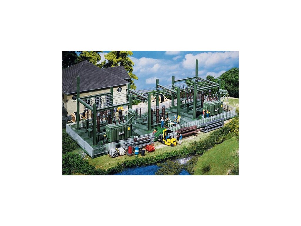 High-voltage transformer station HO