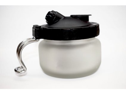 Cleaning container for airbrushes