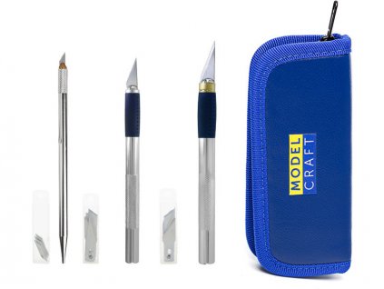 Set of modeling knives with case