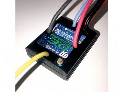 Carson tio Marine 30 (6-12V) Brushed ESC