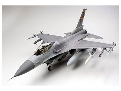 F-16CJ Fighting Falcon   1/32